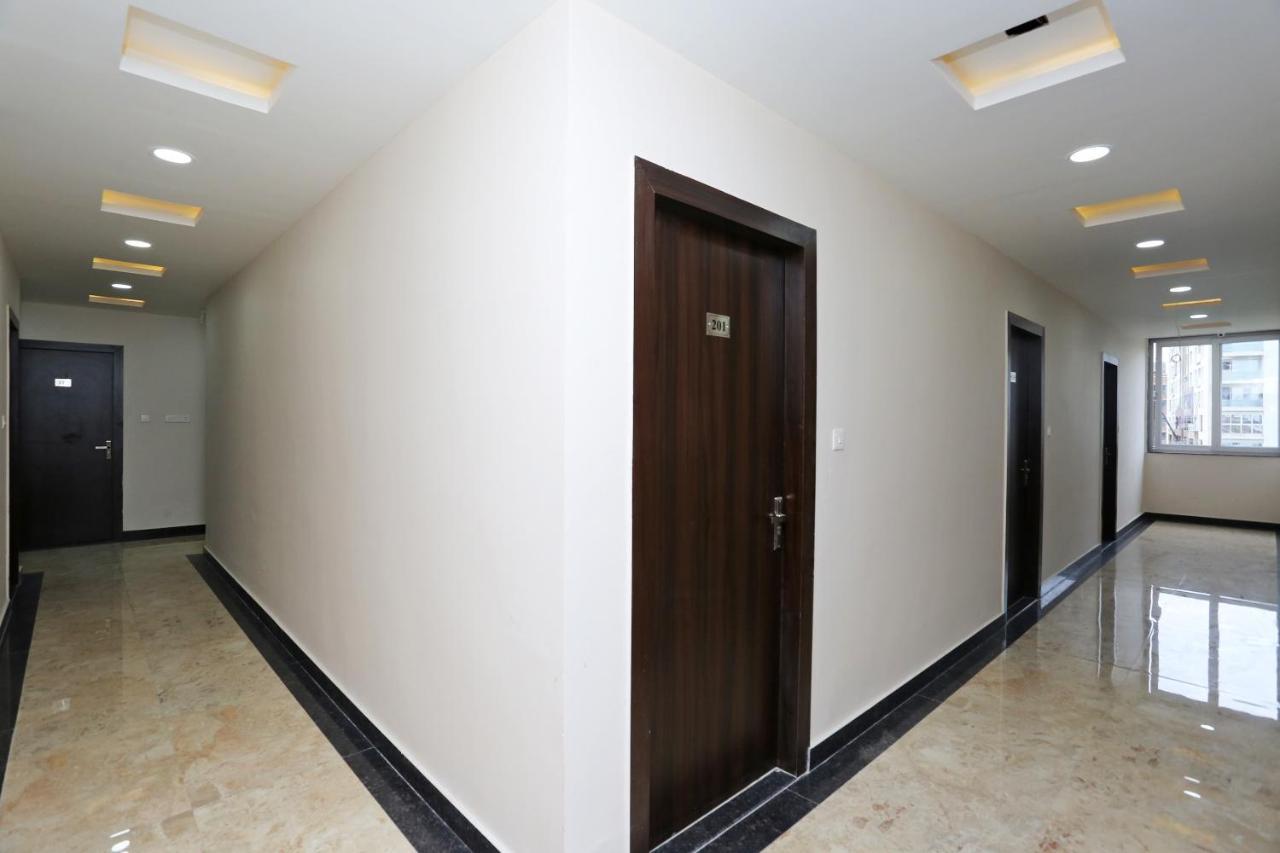 Oyo 15861 Hotel Shivganga Comfort Zone Rāipur Exterior foto